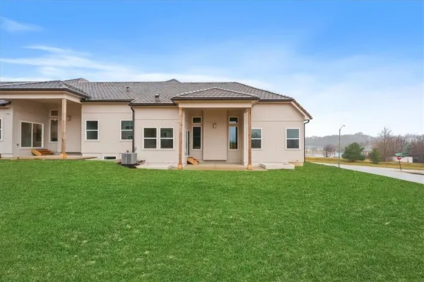$499,000 | 718 Northeast Lone Hill Drive, Unit A, Lee's Summit, MO 64064