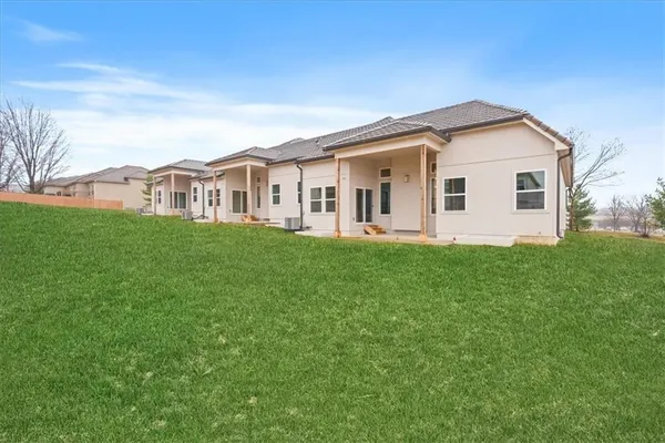 $499,000 | 718 Northeast Lone Hill Drive, Unit A, Lee's Summit, MO 64064