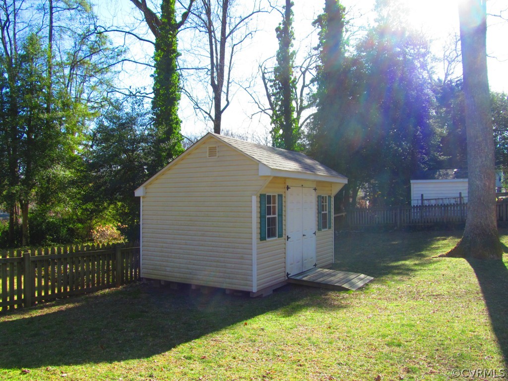 501 Whitaker Road North Chesterfield, VA 23235 - Photo 11 of 19 Gallery Image 11