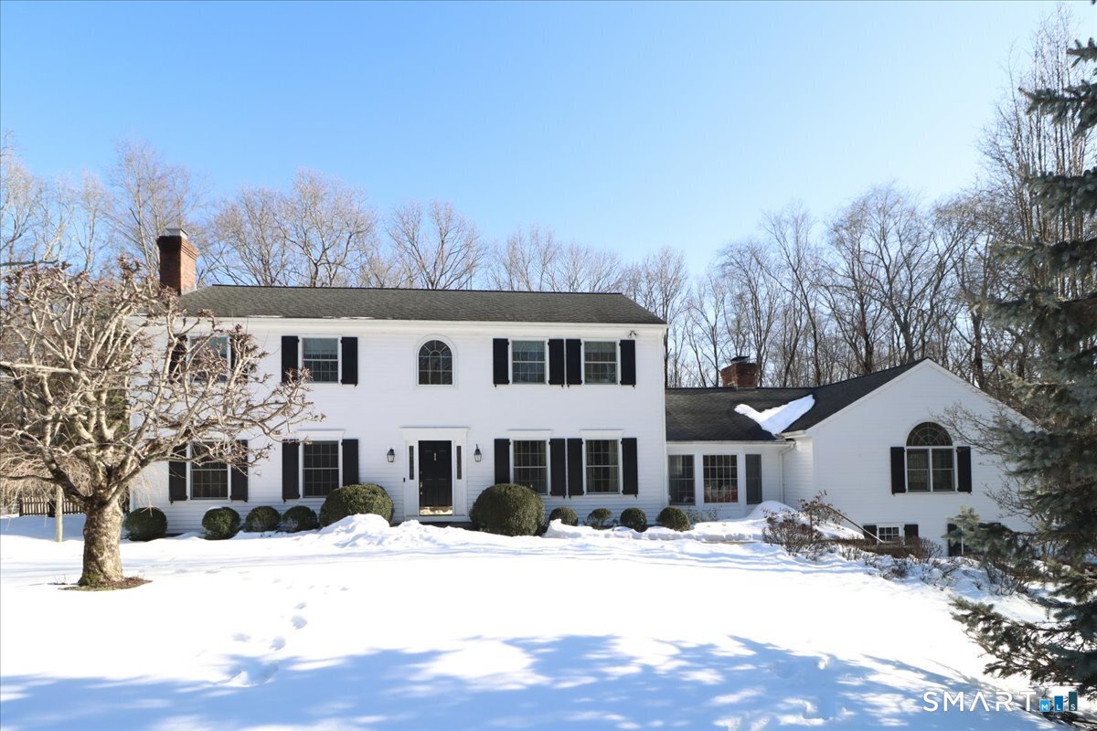 17 Tall Oaks Road Wilton, CT 06897 - Photo 2 of 48