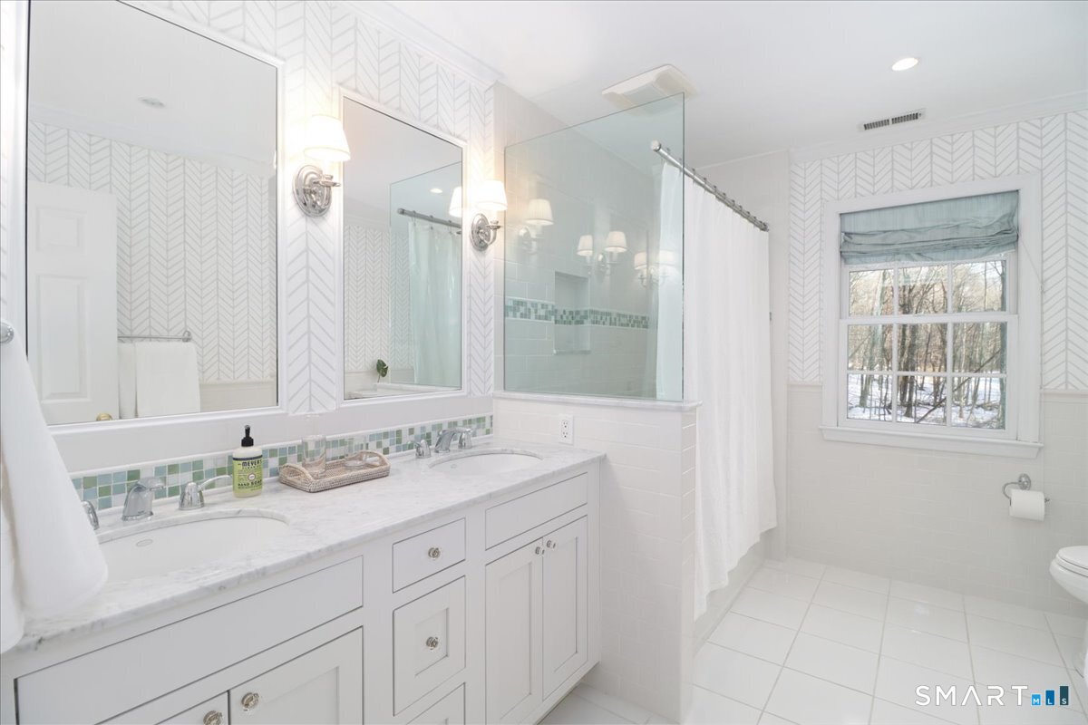 17 Tall Oaks Road Wilton, CT 06897 - Photo 40 of 48