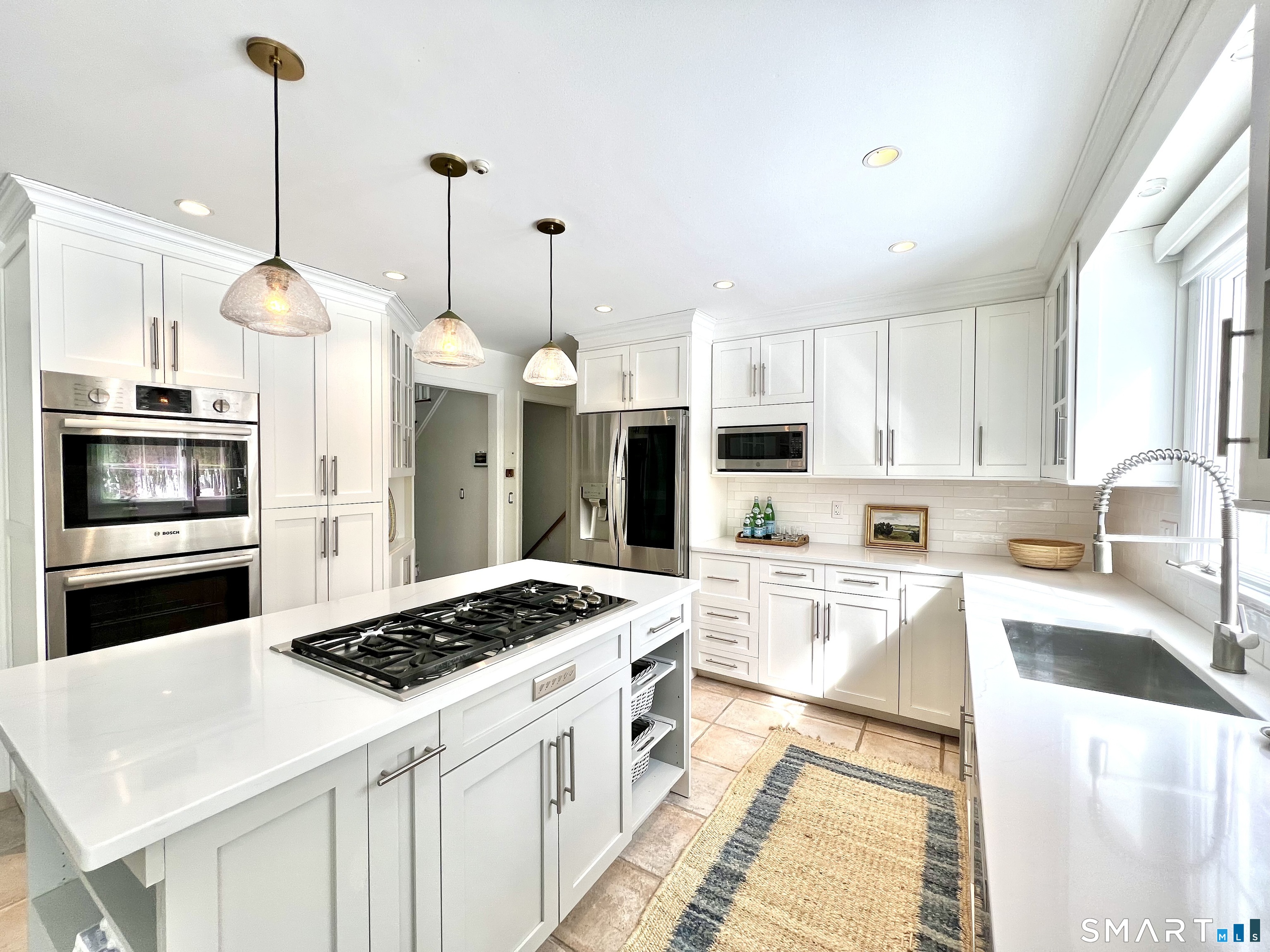 17 Tall Oaks Road Wilton, CT 06897 - Photo 7 of 48