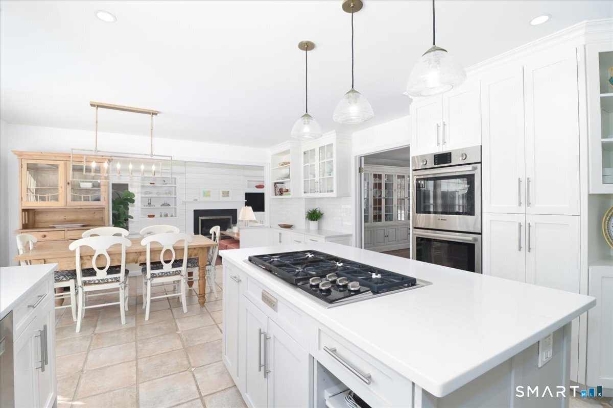 17 Tall Oaks Road Wilton, CT 06897 - Photo 10 of 48