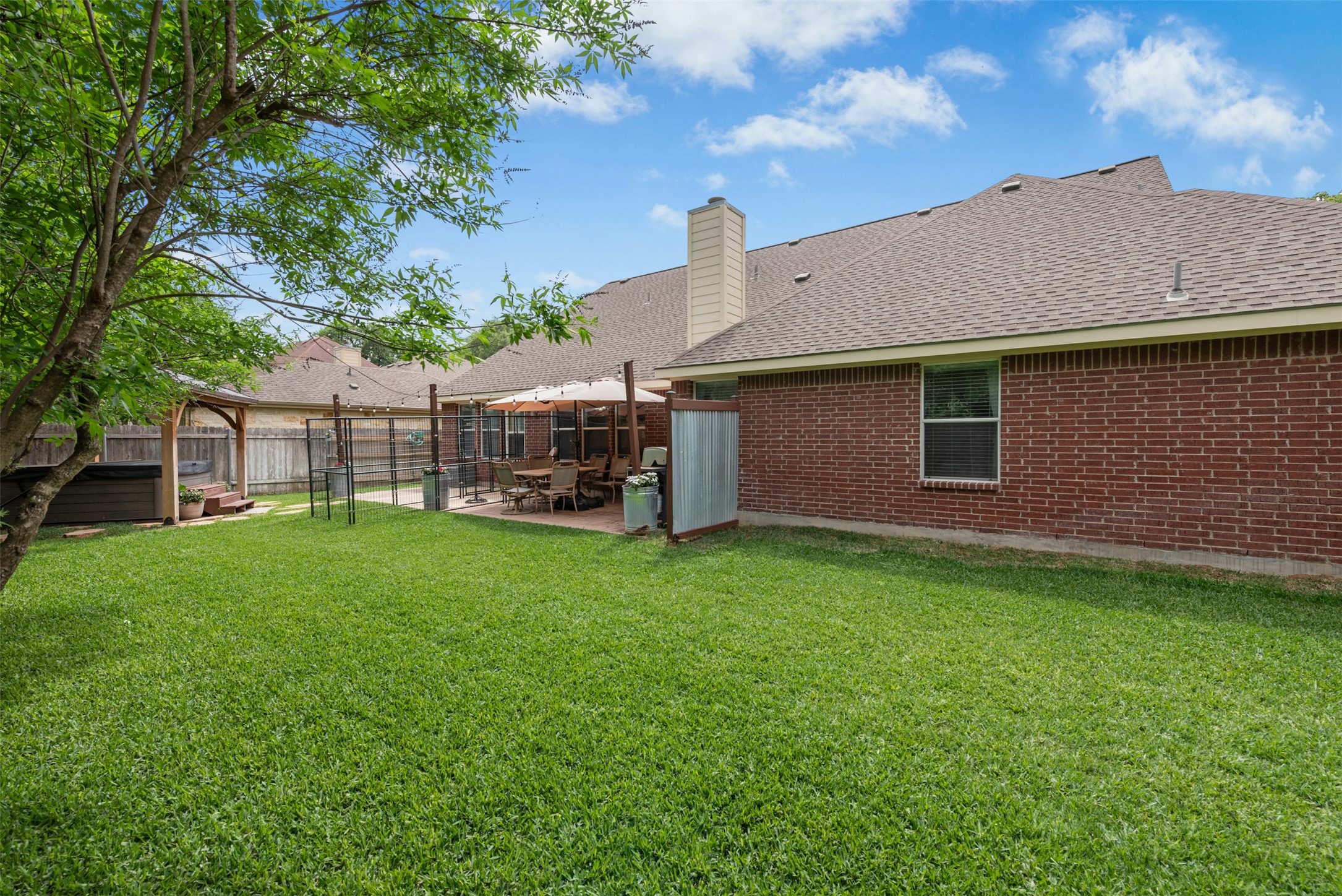 30013 Edgewood Drive Georgetown, TX 78628 - Photo 30 of 39 Lovely back yard with shade