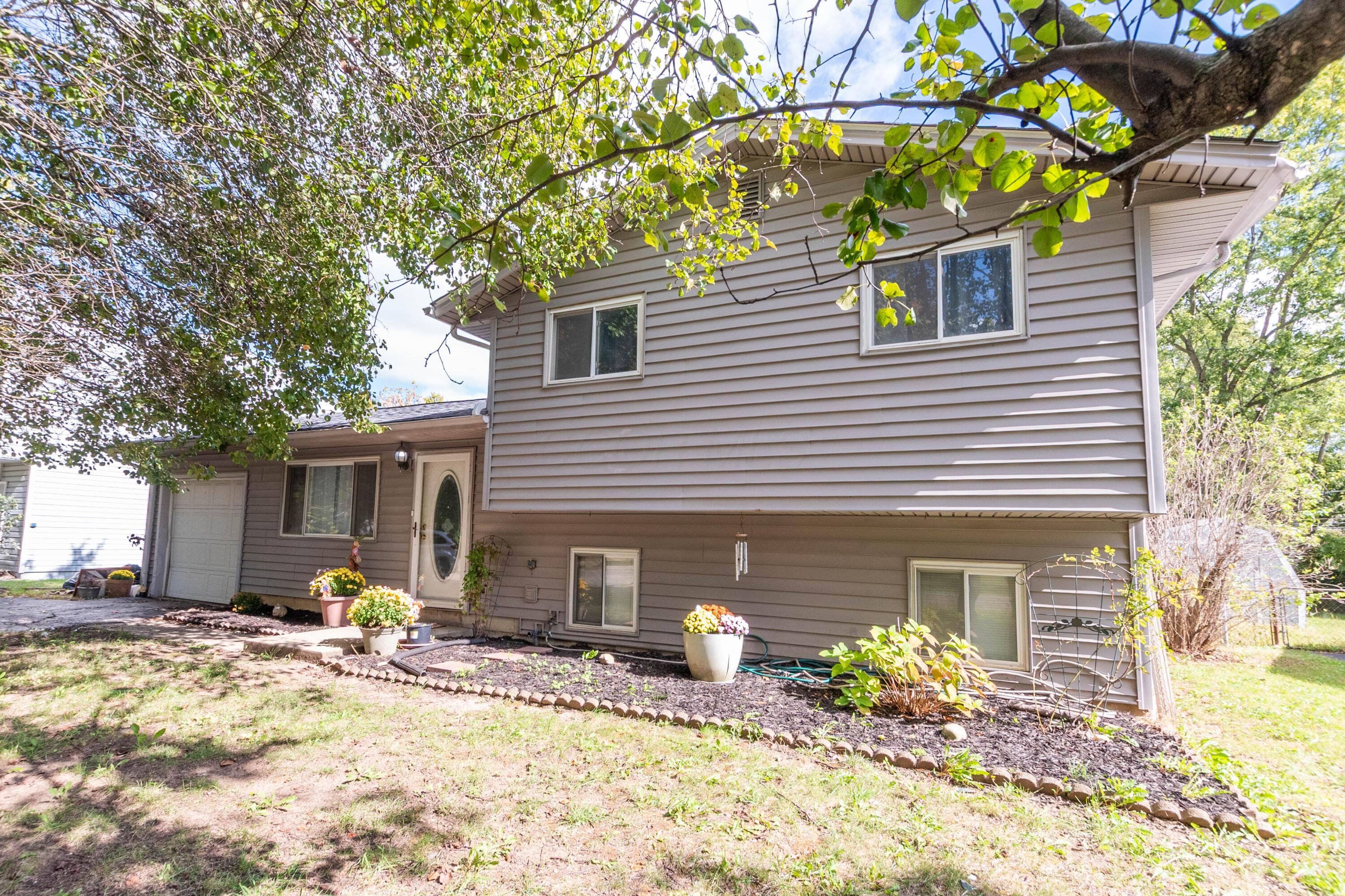 3416 Leap Road Hilliard, OH 43026 - Photo 2 of 25 DSC_5766