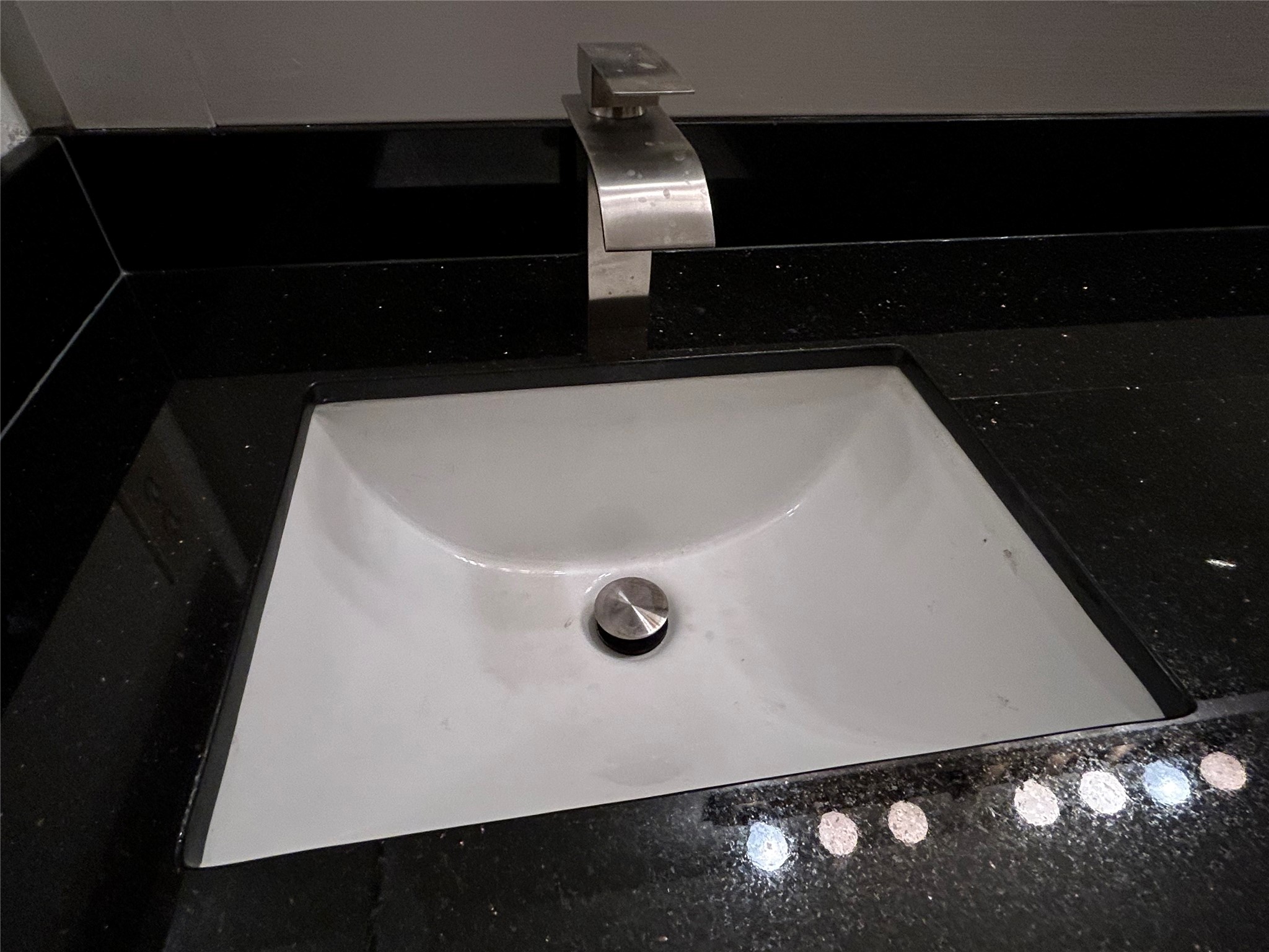 3106 Rimrock Drive Missouri City, TX 77459 - Photo 15 of 23 New faucet and sink for all bath room