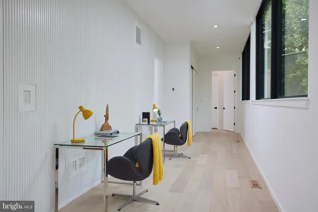 $5,750,000 | 2800 32nd Street Northwest, Washington, DC 20008