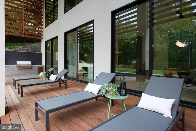 $5,750,000 | 2800 32nd Street Northwest, Washington, DC 20008