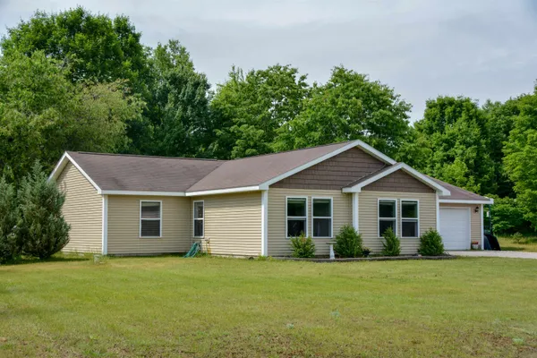 $572,500 | 9677 Westwood Drive, Unit 23 LOT: 23, Traverse City, MI 49685