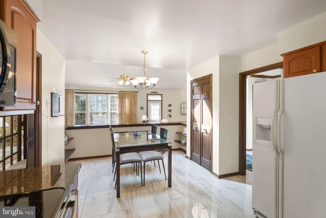 $1,200,000 | 1398 Park Lake Drive, Reston, VA 20190