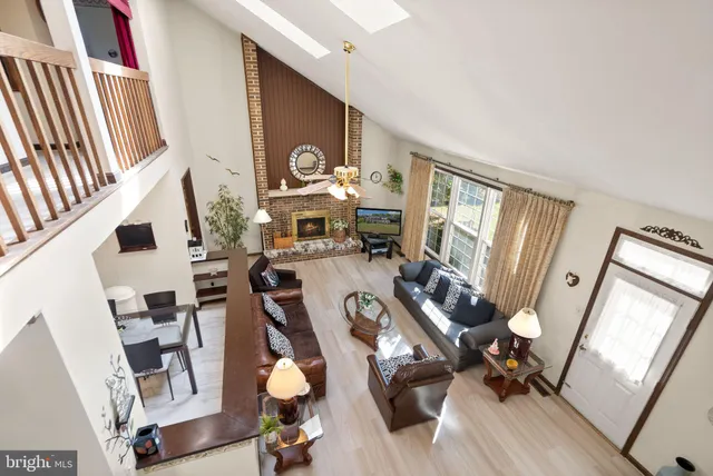 $1,200,000 | 1398 Park Lake Drive, Reston, VA 20190