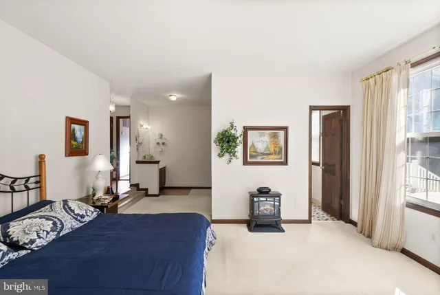 $1,200,000 | 1398 Park Lake Drive, Reston, VA 20190