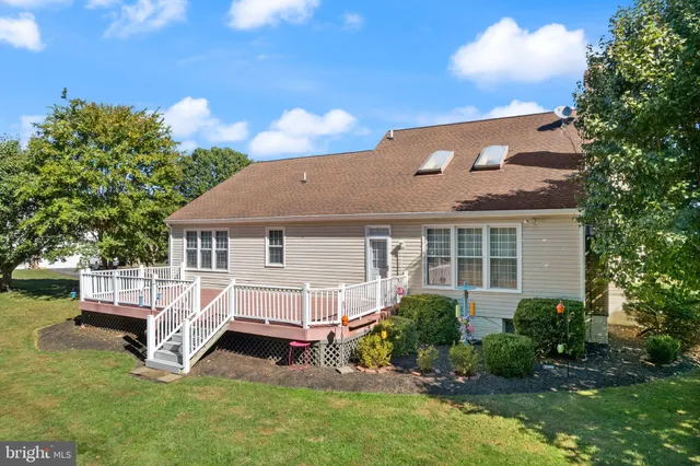 $1,200,000 | 1398 Park Lake Drive, Reston, VA 20190