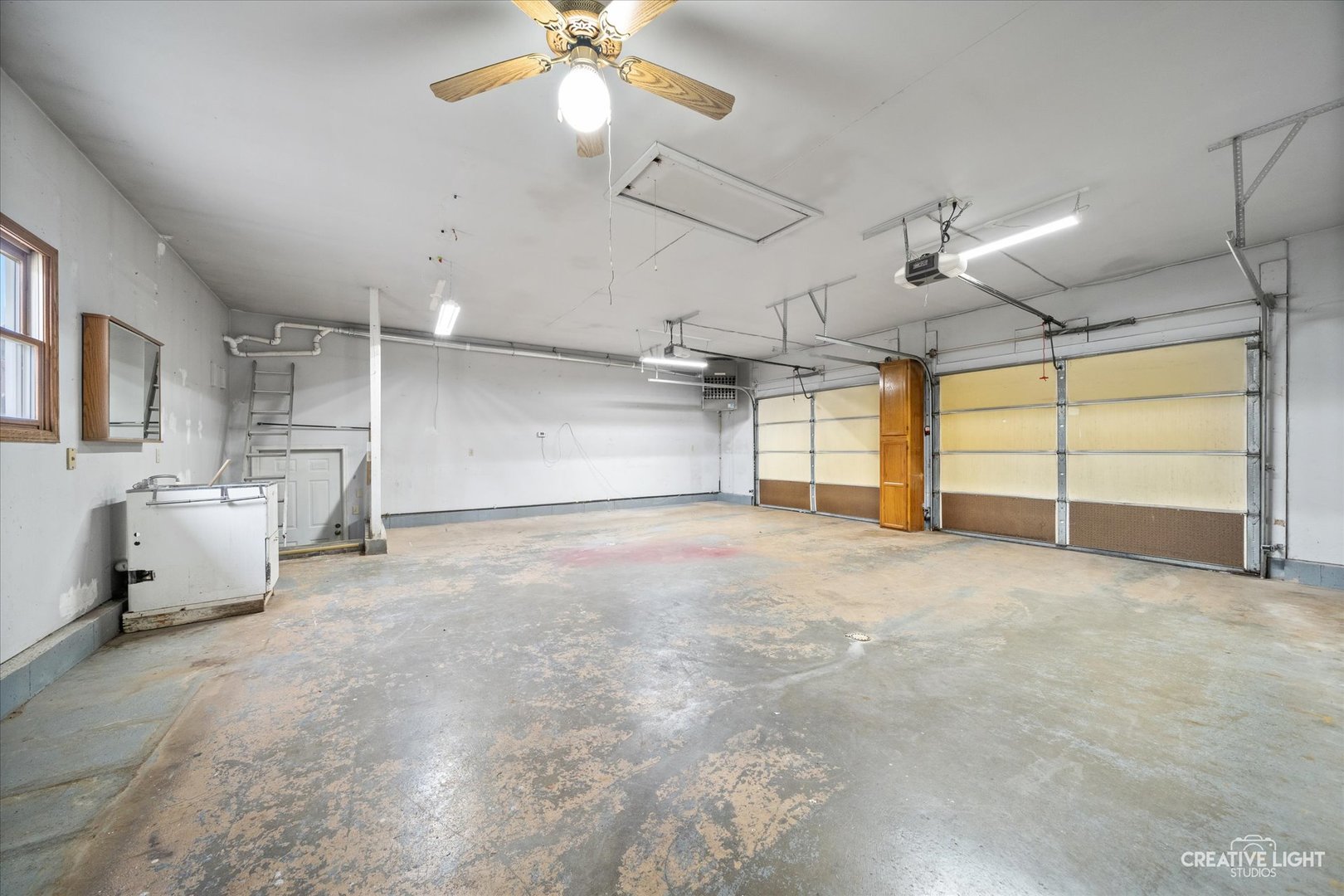 110 Windward Lane Rochelle, IL 61068 - Photo 19 of 23 a view of a garage