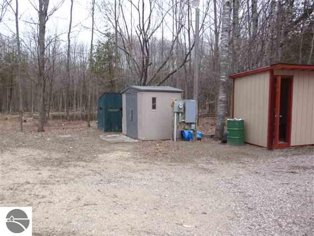 15660 Springdale Road Thompsonville, MI 49683 - Photo 11 of 15 1715799-10.JPG