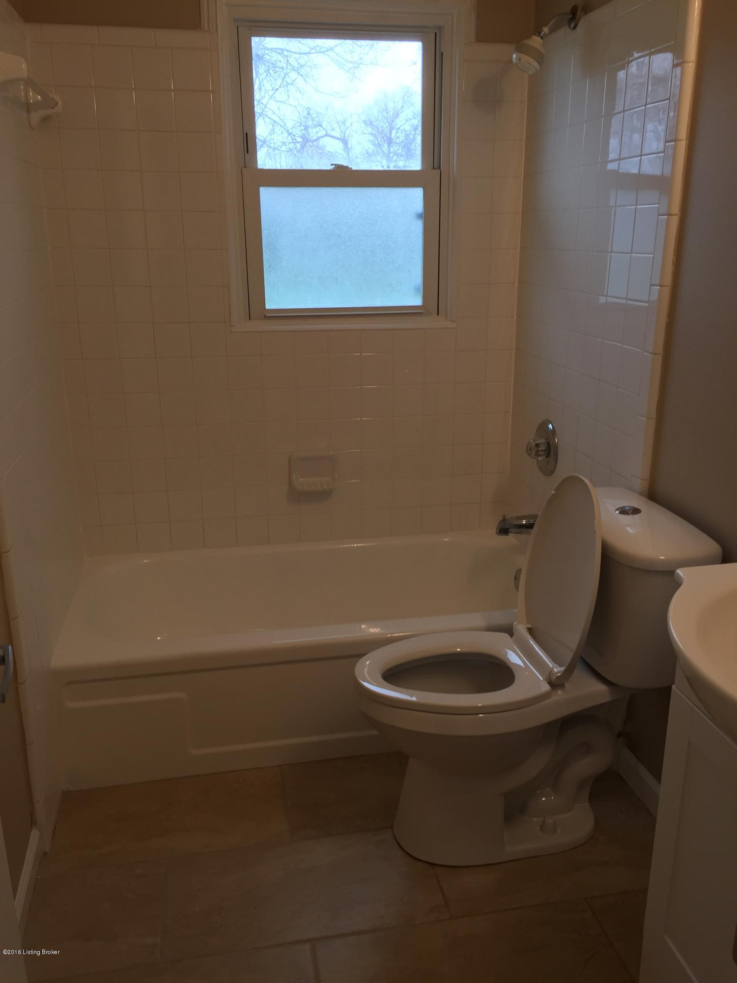 6804 Barfield Road Louisville, KY 40258 - Photo 21 of 32 IMG_2639
