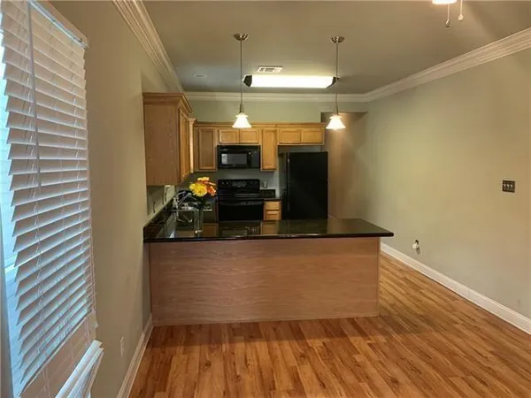 $1,400 | 2627 Acacia Street, New Orleans, LA 70122