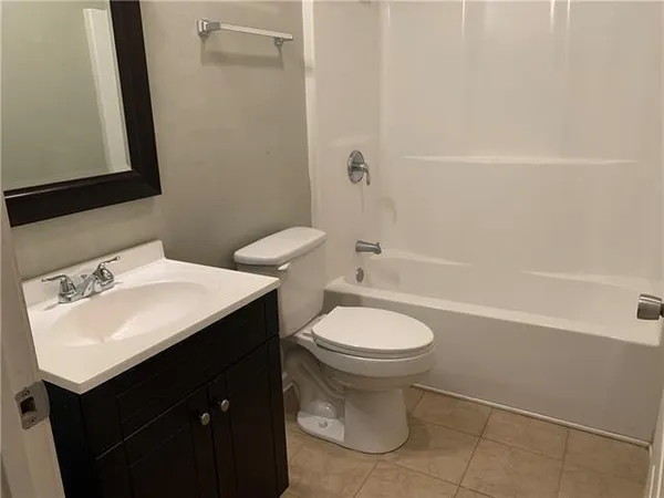 $1,400 | 2627 Acacia Street, New Orleans, LA 70122