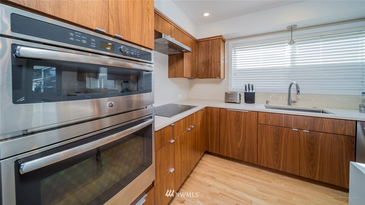 414 Rockefeller Avenue Everett, WA 98201 - Photo 8 of 23 Gallery Image 8