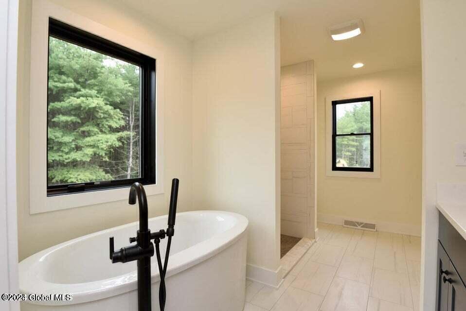 9 Delia Street Albany, NY 12211 - Photo 9 of 10 20230727185135582910000000-o