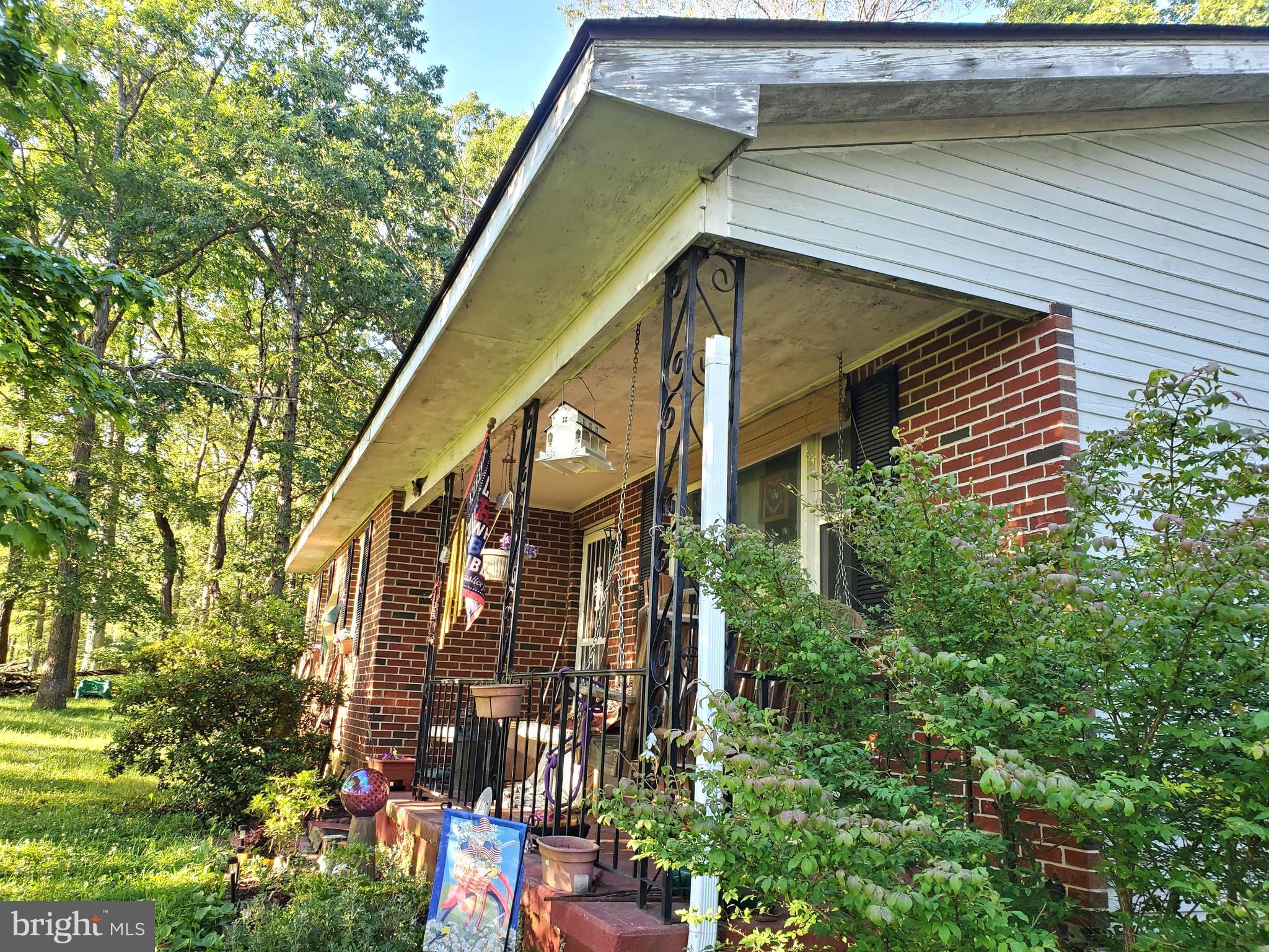 1752 Kimble Road Berryville, VA 22611 - Photo 3 of 38 FRONT OF HOUSE
