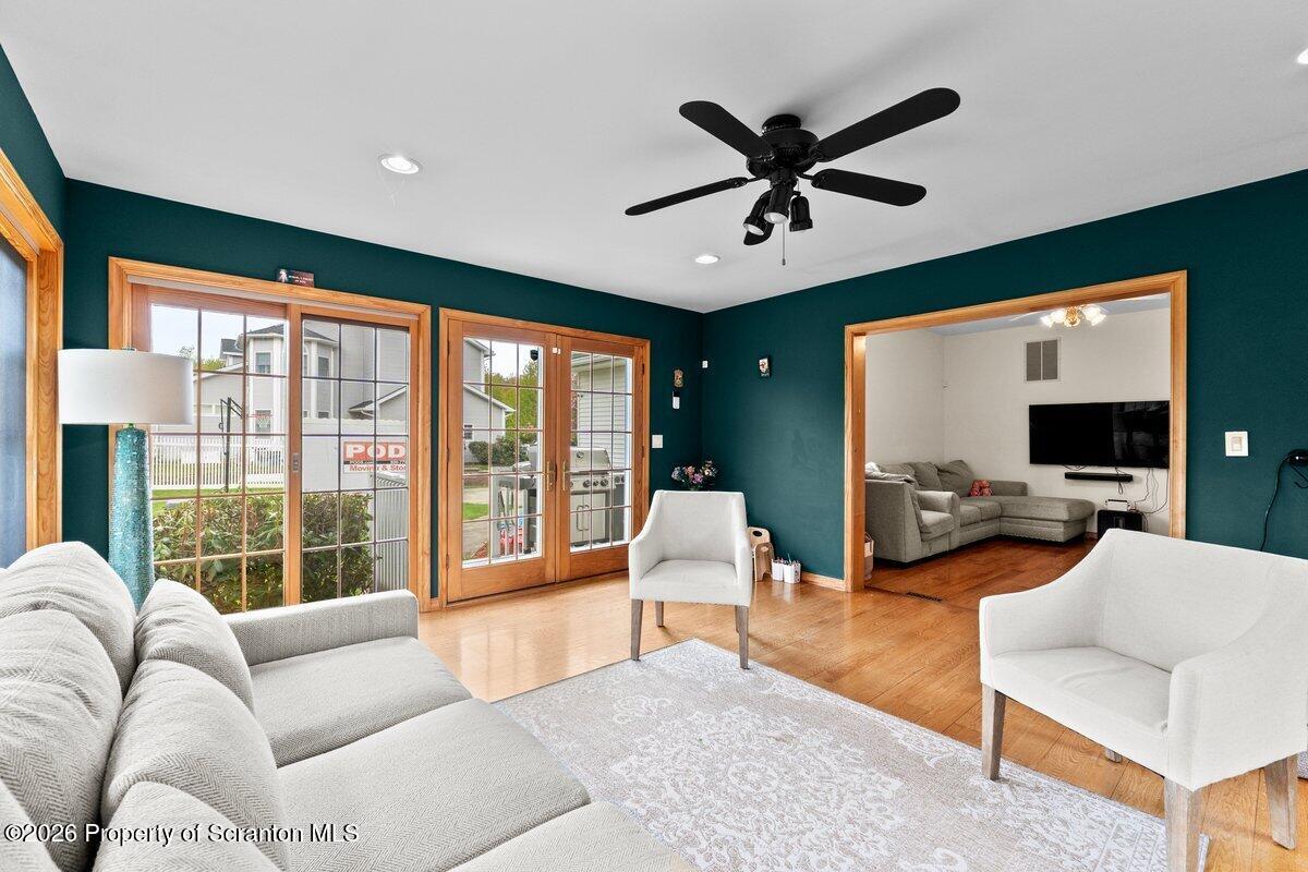 925 Parkview Road Moscow, PA 18444 - Photo 15 of 27 DSC06990