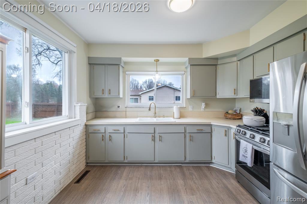 9035 North Linden Road Clio, MI 48420 - Photo 6 of 20