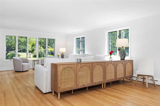 $15,000 | 331 3rd Beach Road, Middletown, RI 02842