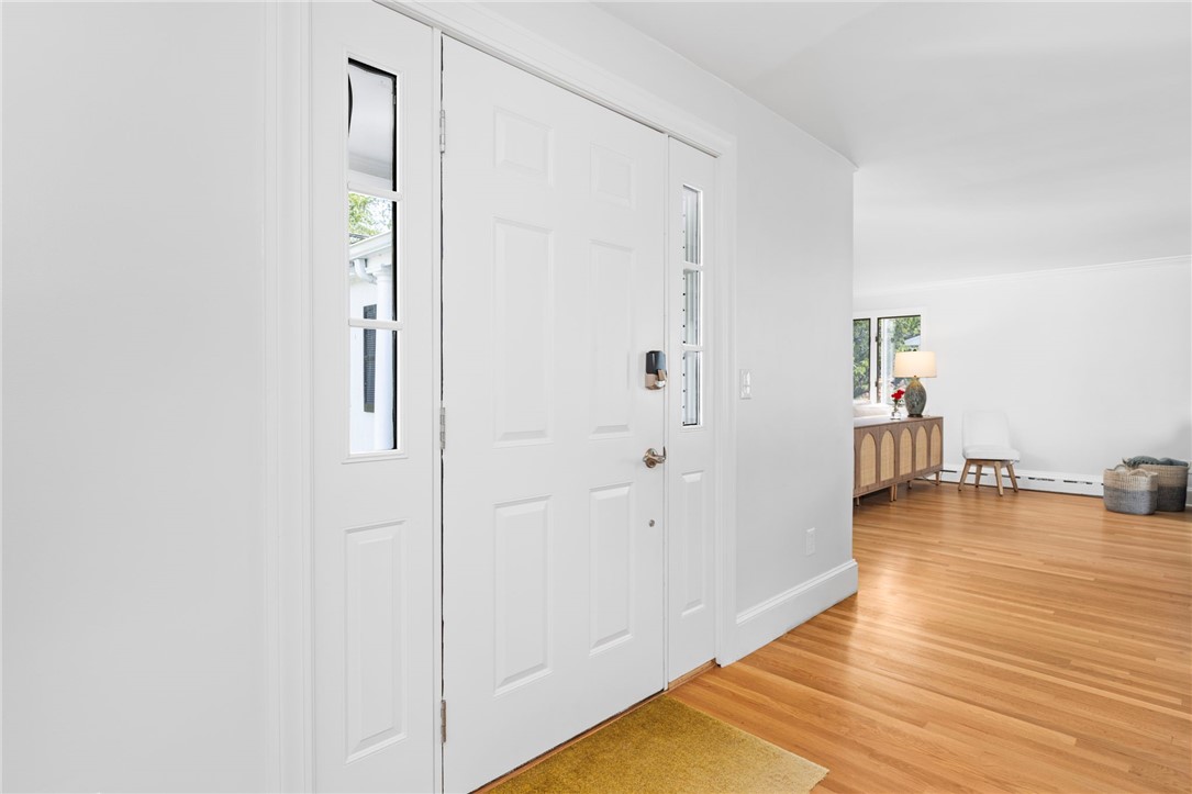 331 3rd Beach Road Middletown, RI 02842 - Photo 16 of 44