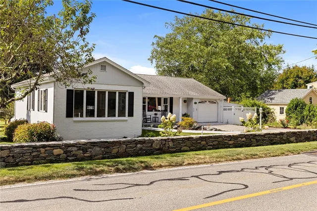 $15,000 | 331 3rd Beach Road, Middletown, RI 02842