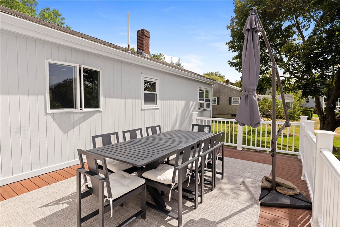 331 3rd Beach Road Middletown, RI 02842 - Photo 35 of 44