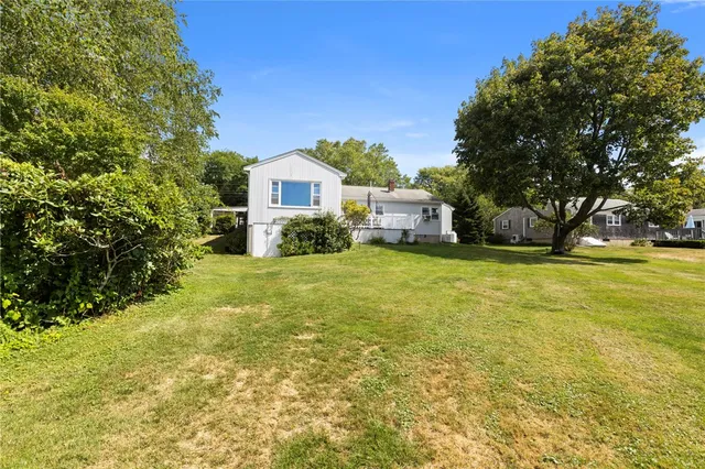 $15,000 | 331 3rd Beach Road, Middletown, RI 02842