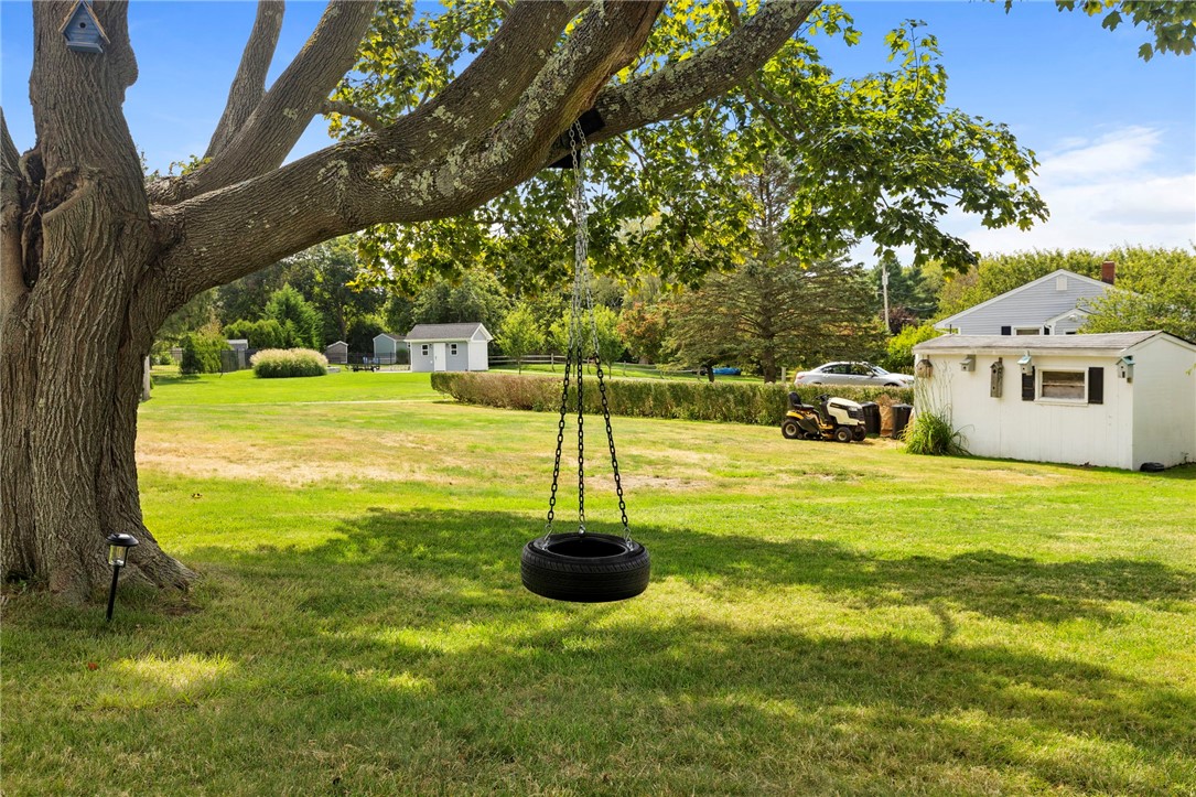 331 3rd Beach Road Middletown, RI 02842 - Photo 39 of 44