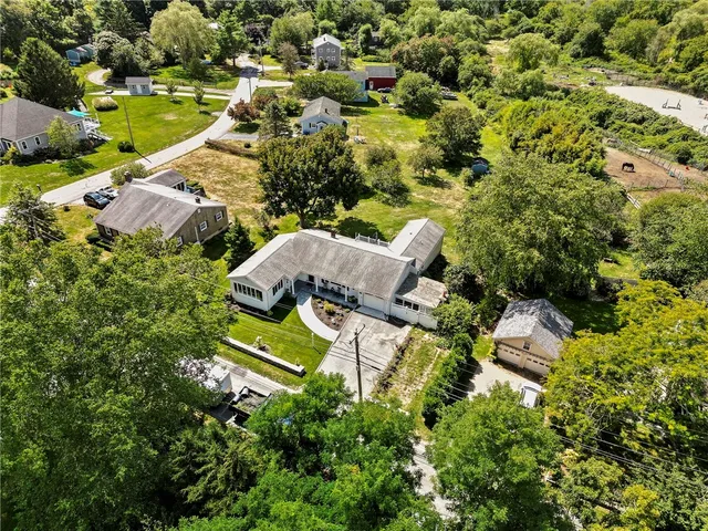 $15,000 | 331 3rd Beach Road, Middletown, RI 02842