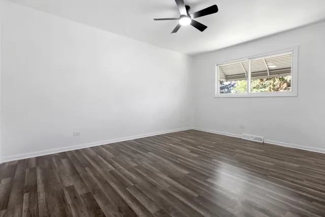 $429,900 | 1750 West Woodland Avenue, Addison, IL 60101