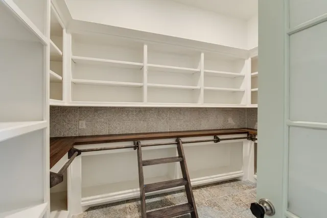 a view of entryway and hall