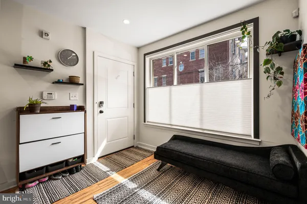 $2,900 | 1825 Carpenter Street, Unit A, Philadelphia, PA 19146