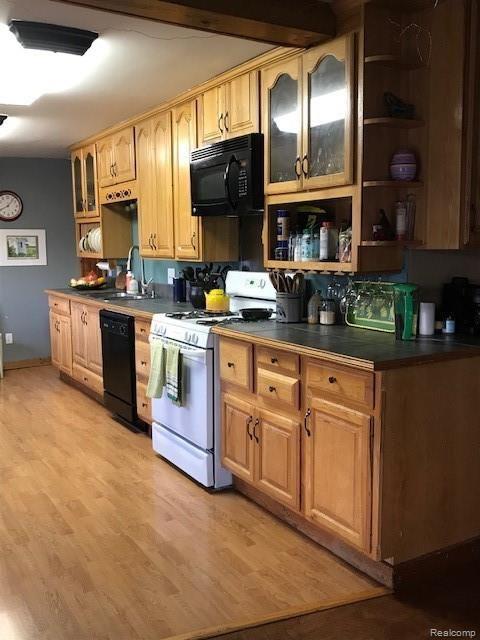3318 West Dodge Road Clio, MI 48420 - Photo 3 of 26 04_.jpg