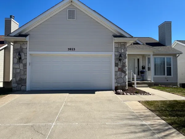 $425,000 | 3923 Bridle Pass, Ann Arbor, MI 48108