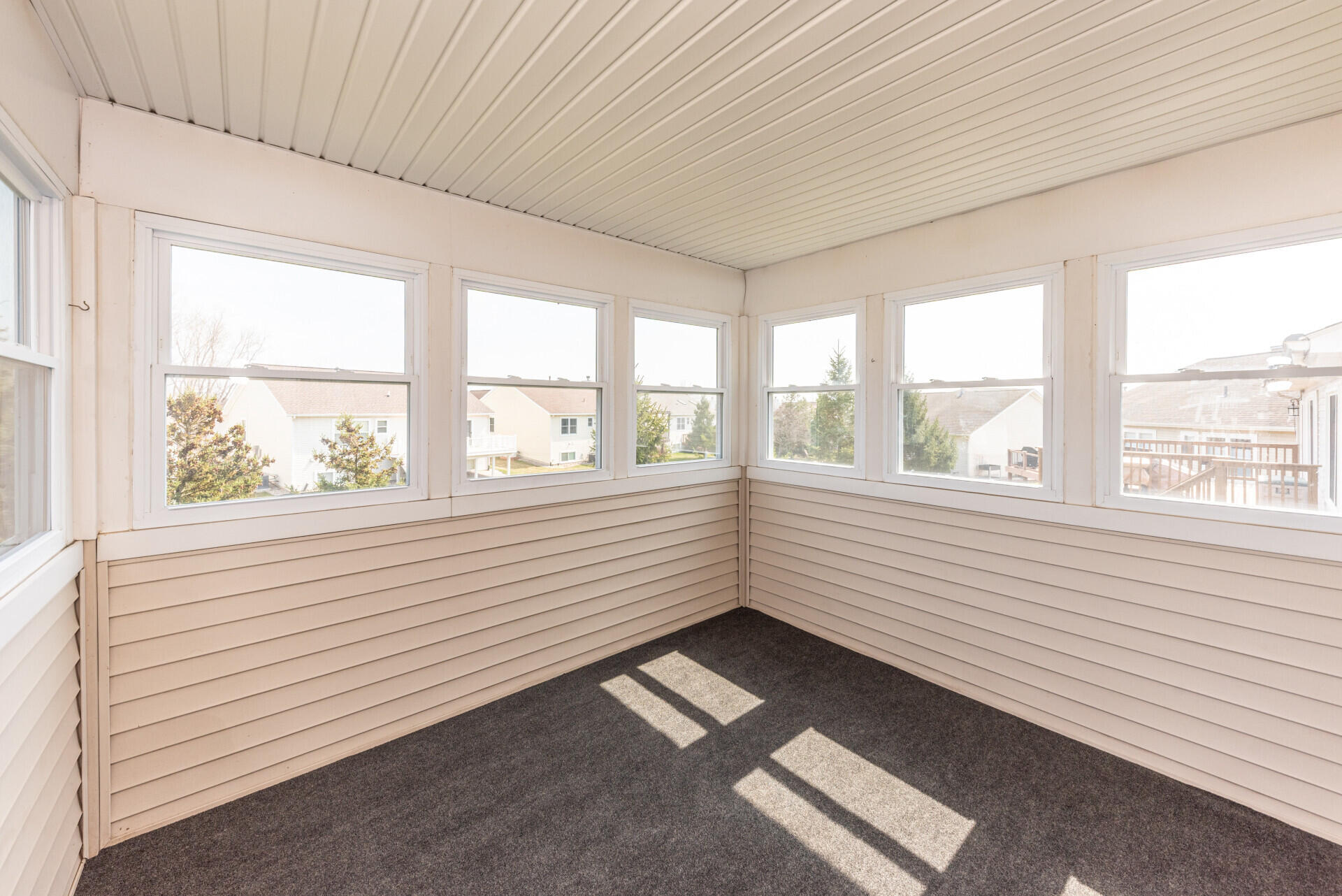3923 Bridle Pass Ann Arbor, MI 48108 - Photo 20 of 50 3 Season Porch