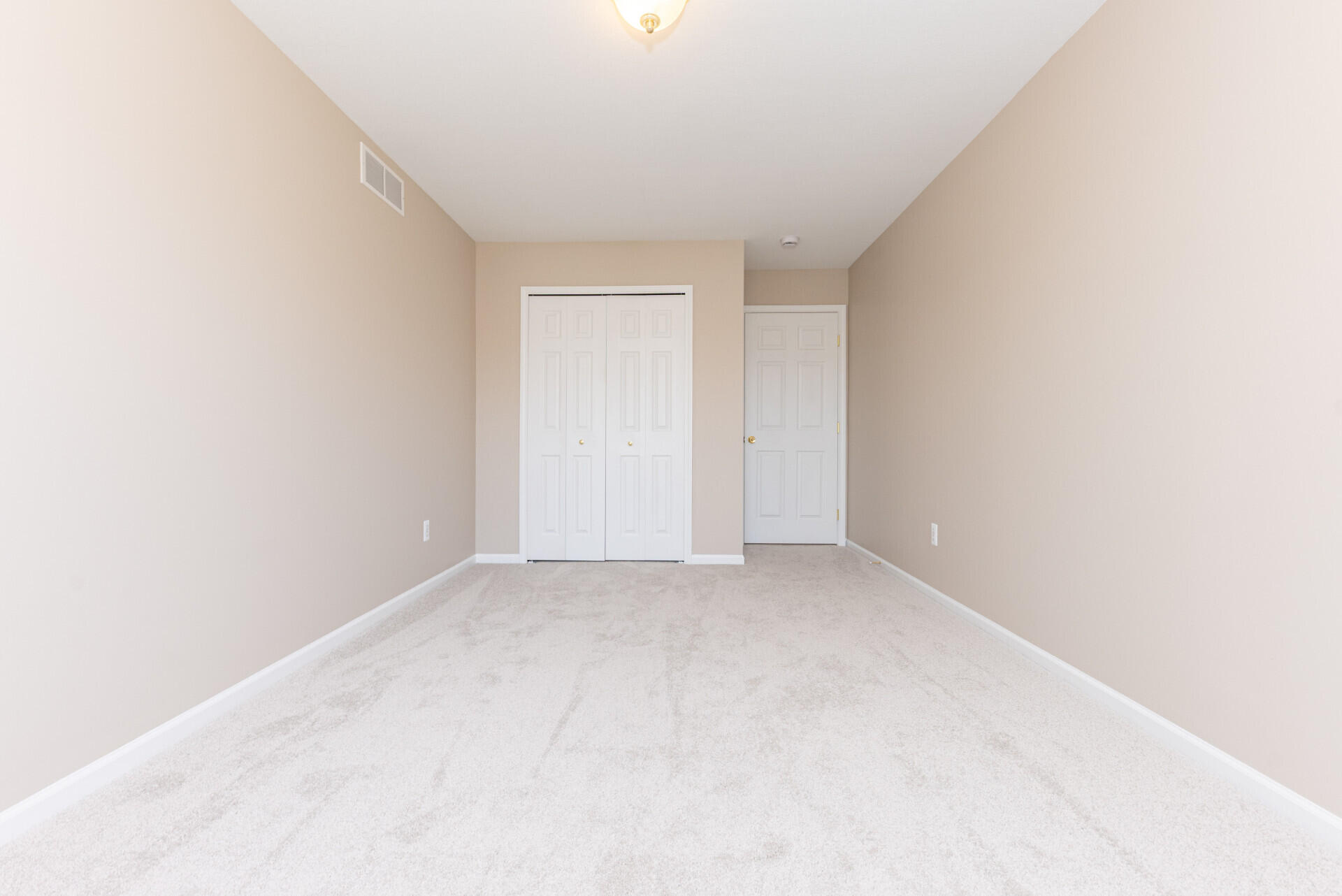 3923 Bridle Pass Ann Arbor, MI 48108 - Photo 22 of 50 Bedroom 1