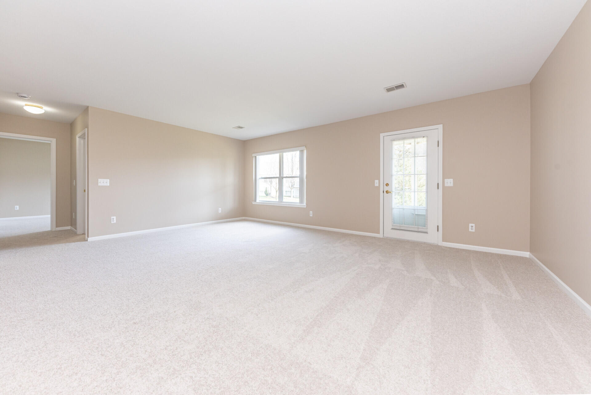 3923 Bridle Pass Ann Arbor, MI 48108 - Photo 36 of 50 Basement Livingroom