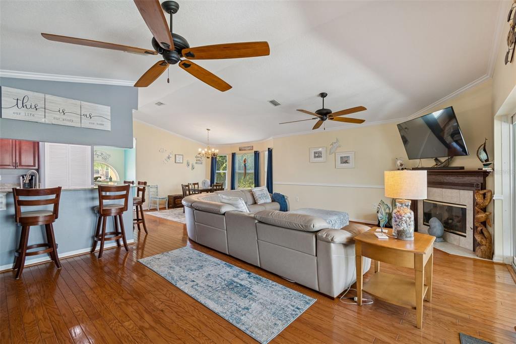 6170 Seaside Drive New Port Richey, FL 34652 - Photo 11 of 95