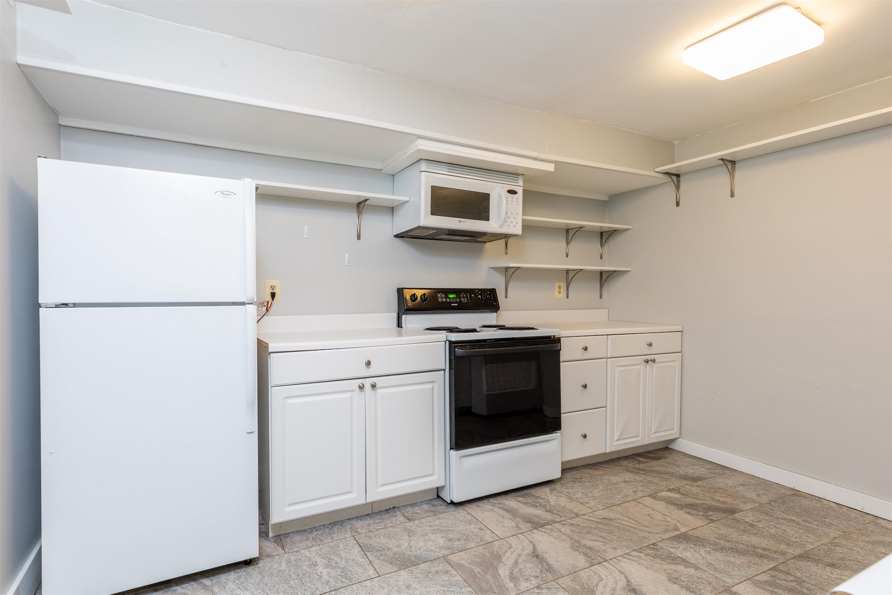 69 Deacon Lane Hollis, NH 03049 - Photo 39 of 40