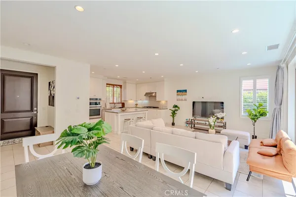 $2,100,000 | 141 Dolci, Irvine, CA 92602