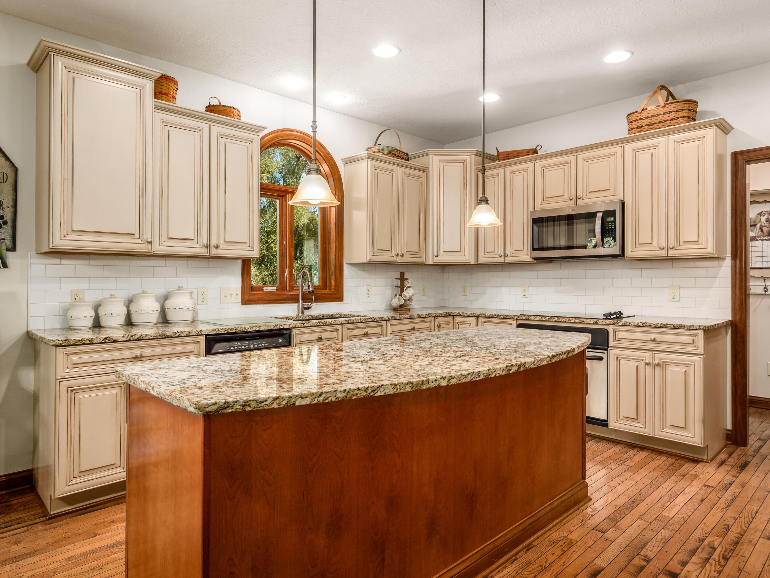 7071 Lewis Center Road Galena, OH 43021 - Photo 24 of 55 i_7071_Lewis_Center_Road_067