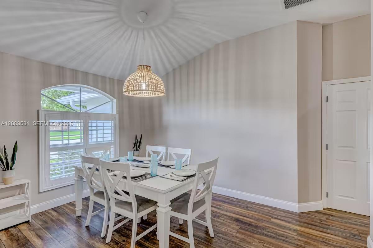 1797 Hollyhock Road Wellington, FL 33414 - Photo 17 of 38 Gallery Image 17