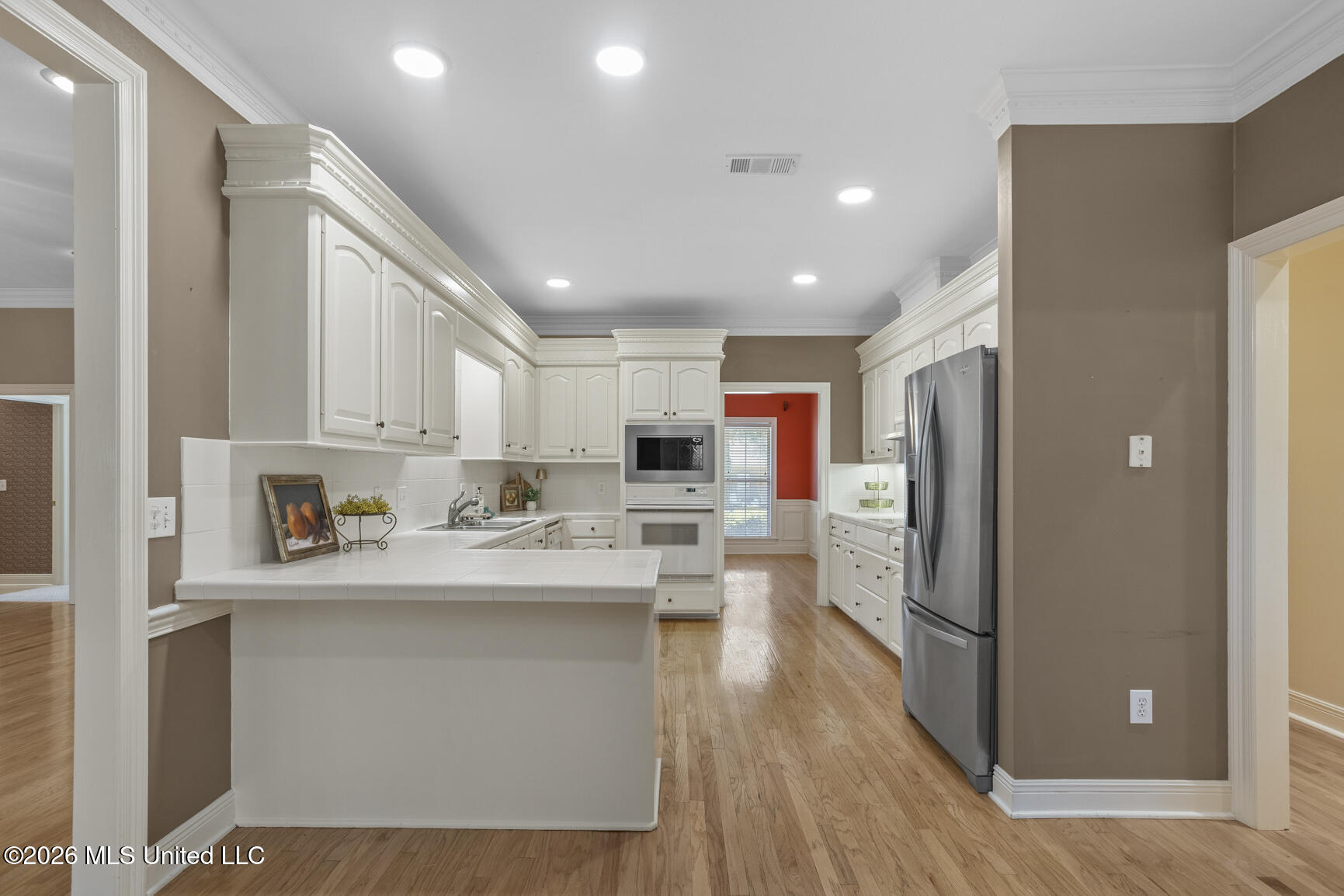 525 Ridge Circle Brandon, MS 39047 - Photo 14 of 51 525 Ridge Cir_jhookphotos-12