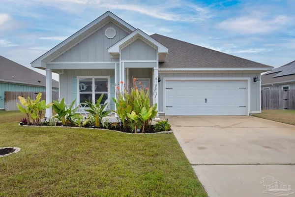 $2,450 | 6196 Jenks Drive, Gulf Breeze, FL 32563