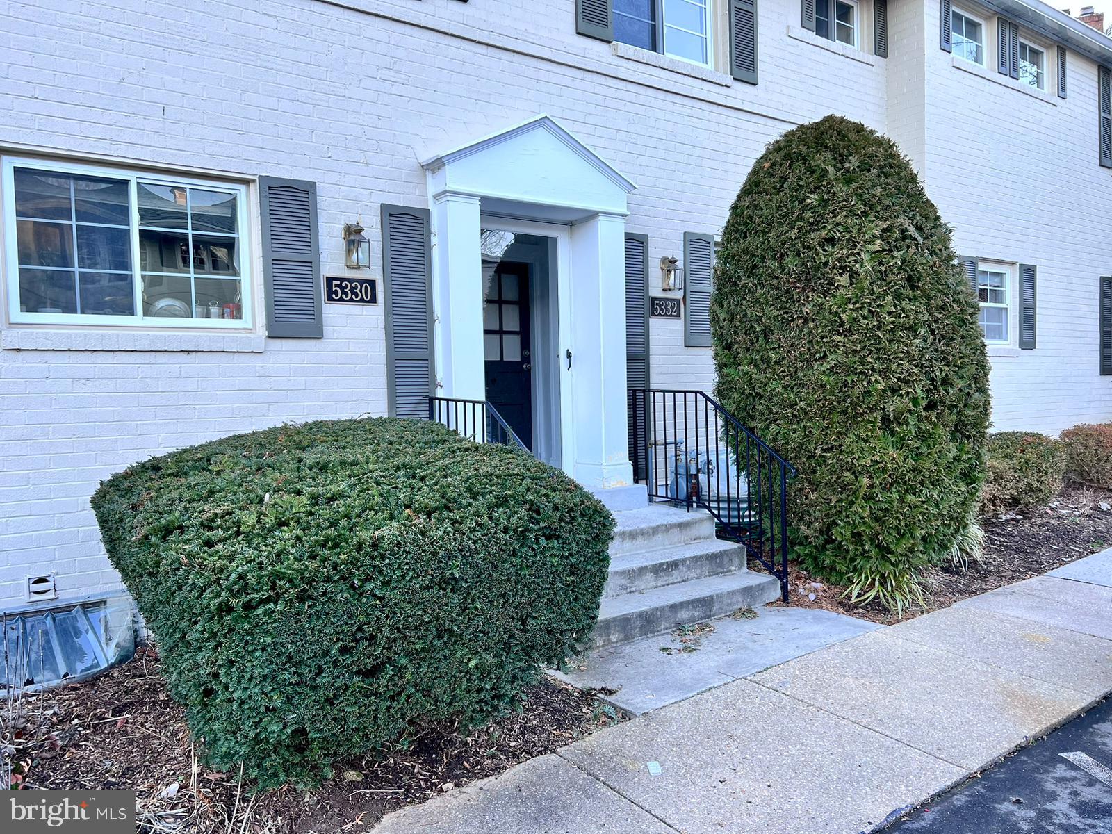 5332 Pooks Hill Road, Unit 30453 Bethesda, MD 20814 - Photo 1 of 20 Charming entrance with lush greenery.